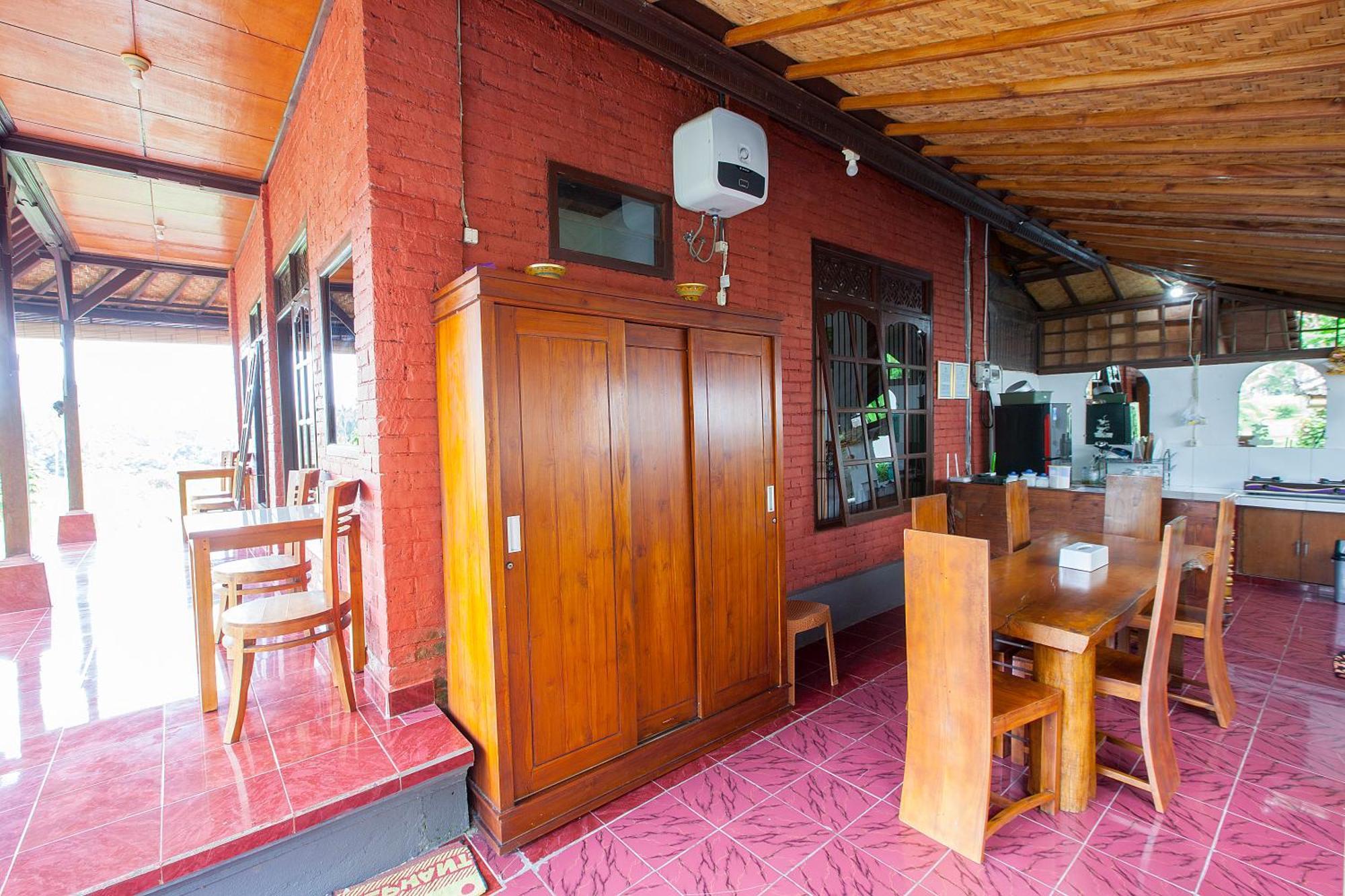 Pondok Hari Baik Balian Buitenkant foto