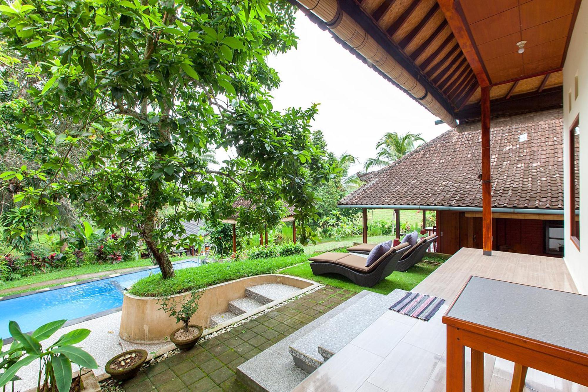 Pondok Hari Baik Balian Buitenkant foto