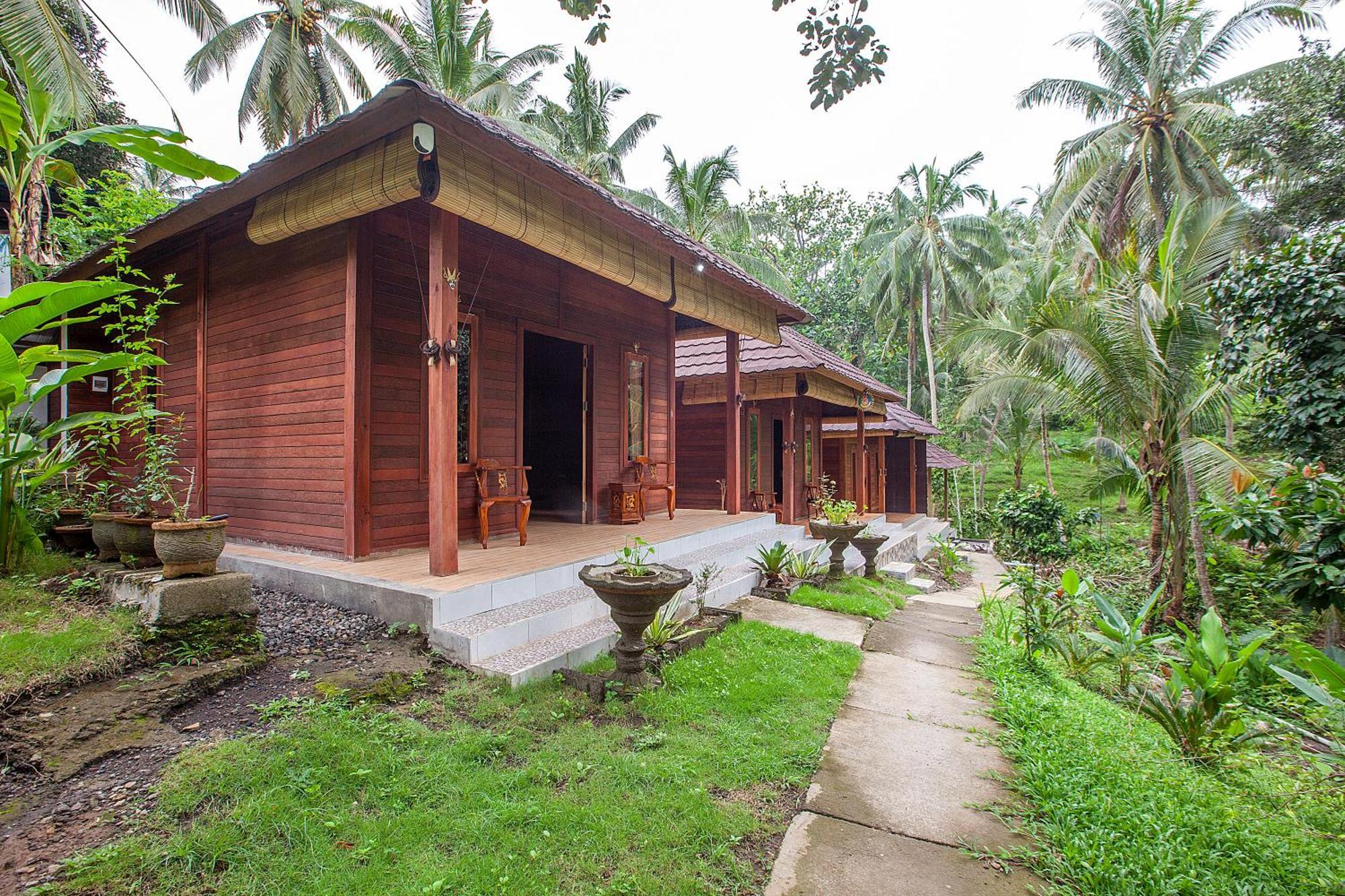 Pondok Hari Baik Balian Buitenkant foto